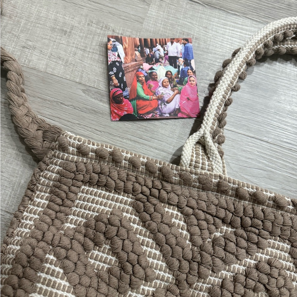 Braided Diamond Pattern Tote Bag in Taupe and Cream - Picture 3 of 8
